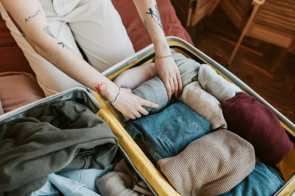 11 Tips to Pack Your Suitcase Efficiently: Discover the Best Packing Secrets!